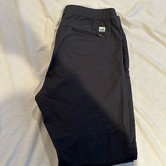 VUORI MENS PANTS SIZE LARGE - Picture 5 of 6